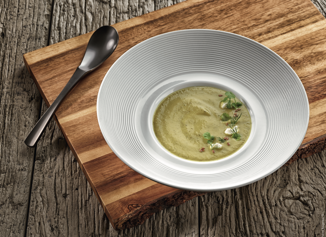 Visuel recette Velouté de courgettes froid aux petits suisses coriandre et aneth